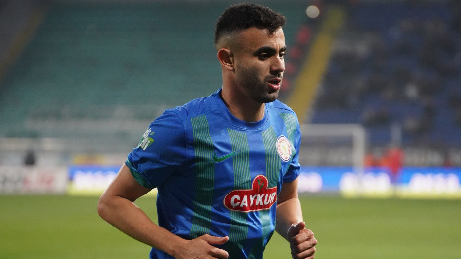 Çaykur Rizespor’da Rachid Ghezzal Sakatlandı Çaykur Rizespor’un Cezayirli futbolcusu Rachid