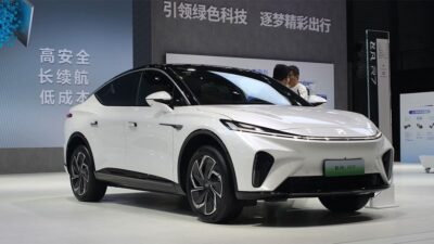 Huawei ve SAIC iş birliğiyle geliştirilen yeni elektrikli araba markası