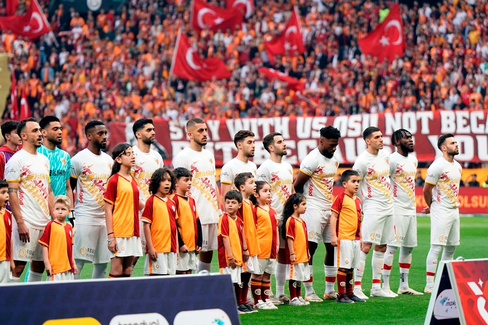 super lig sampiyonu galatasaray 1 AQ7PWqyu