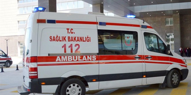 Trabzon'un Hayrat ilçesinde düzenlenen mevlit programında tavuk-pilav yiyen 59 kişi,