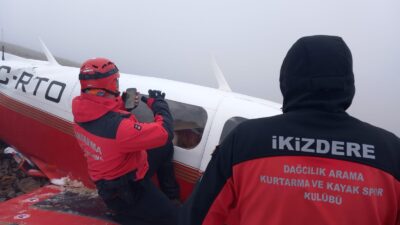 Eskişehir Sivrihisar'dan havalanıp Rize'ye giderken düşen jet uçağının enkazı Rize-Bayburt