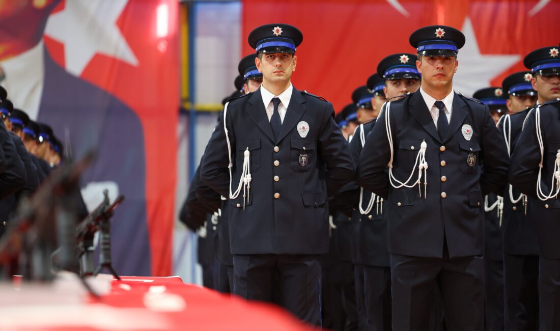 Rize Polis Meslek Eğitim Merkezi’nde (POMEM) düzenlenen 31. Dönem Mezuniyet
