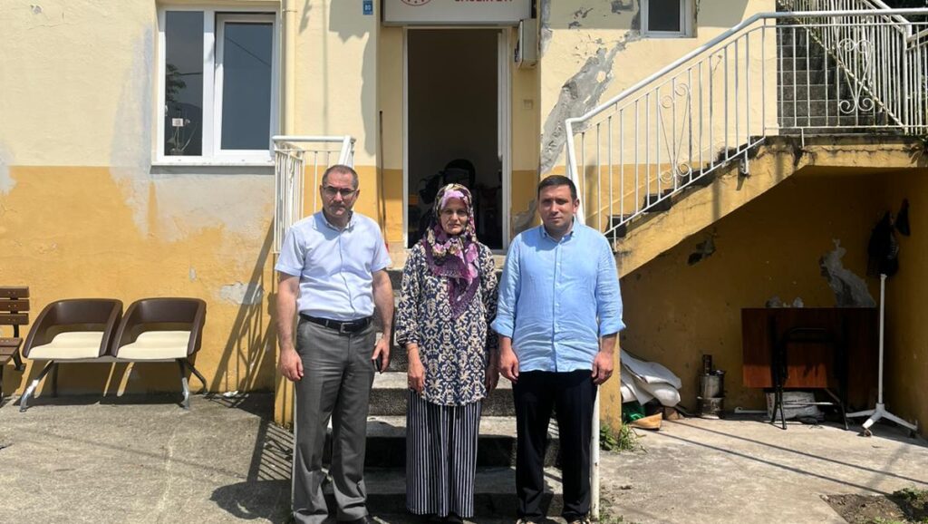 Il Saglik Muduru Demiral Birinci Basamak Tesislerde Incelemelerde Bulundu 3 e1753870107352