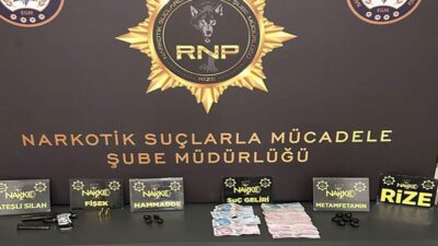 Rize'de narkotik ekiplerinin düzenlediği eş zamanlı operasyonda, yaklaşık 4,9 kg