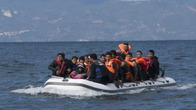 AB Komisyonu, sınır muhafaza ajansı Frontex'in yetki alanını Birlik sınırlarının