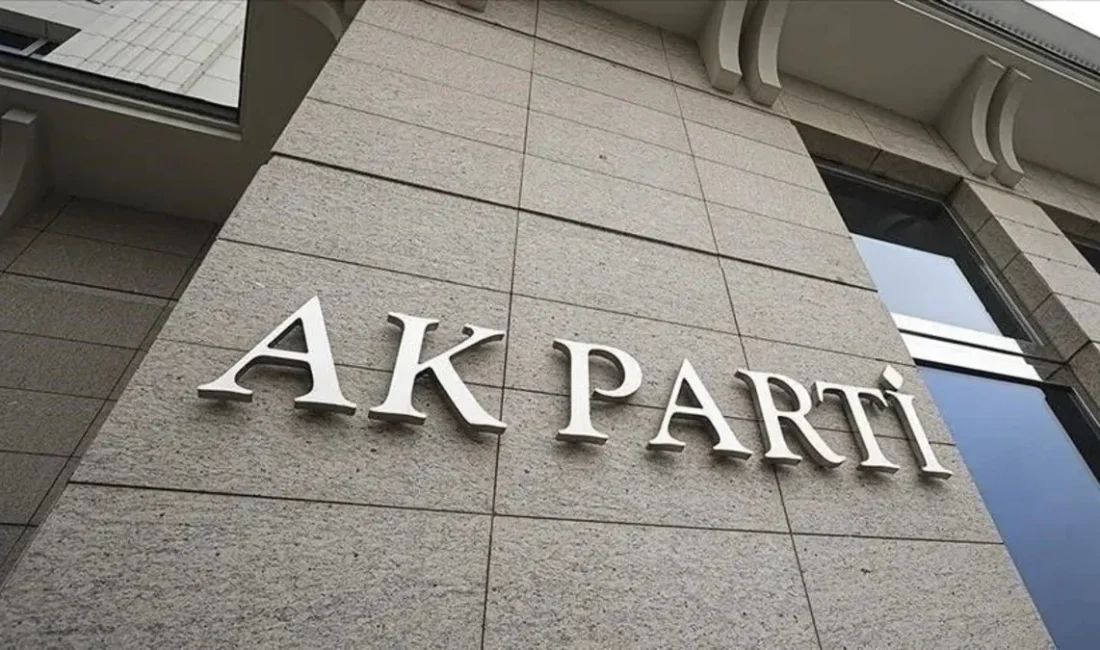 AK Parti, Cumhuriyet’in 103. yıl dönümü dolayısıyla Türkiye'nin geçmişten bugüne