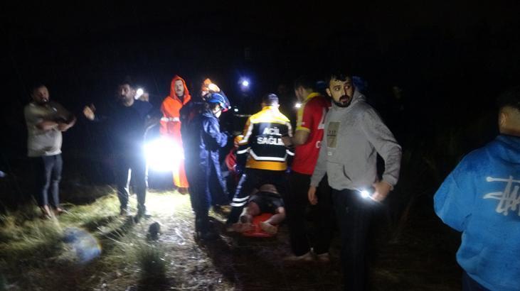 Antalya'nın Kepez ilçesinde bir inşaat sahasını vuran şiddetli hortum, işçilerin