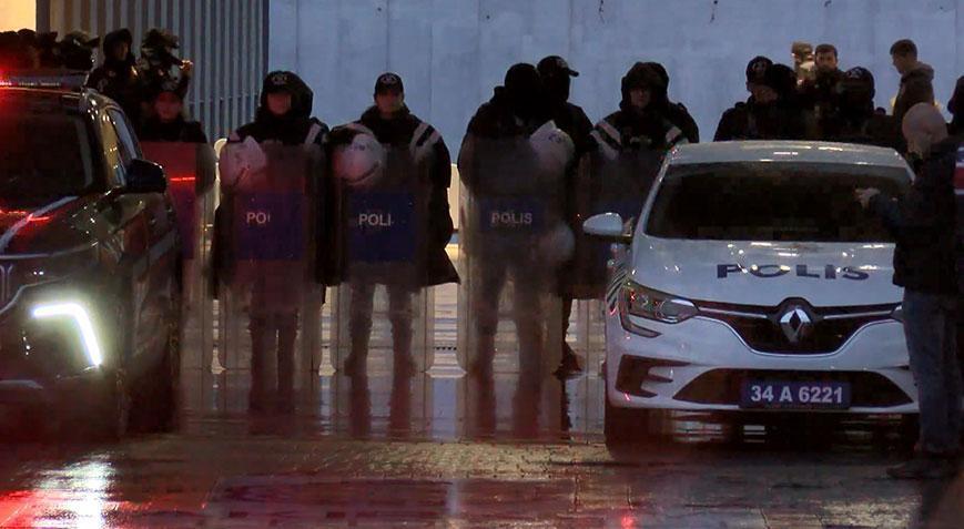 Bakırköy Belediyesi'ne yönelik ihaleye fesat karıştırma ve irtikap iddialarıyla düzenlenen