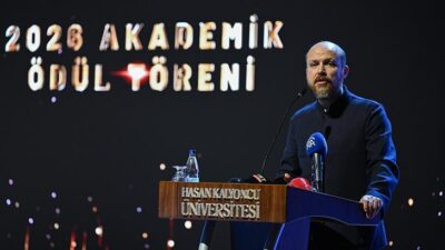 Hasan Kalyoncu Üniversitesi'ndeki törende konuşan Bilal Erdoğan, Türkiye'nin kalkınmasında fiziki