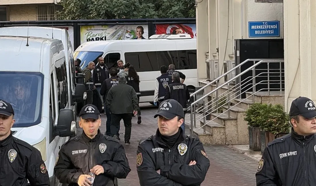 Denizli Merkezefendi Belediyesi'ne yönelik soruşturmada adliyeye sevk edilen 17 zanlıdan