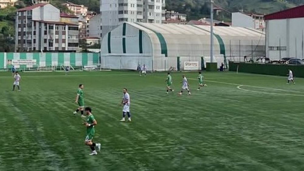 Sezonun ikinci haftasında Hopaspor ile kozlarını paylaşan Fındıklı 1974 Spor,