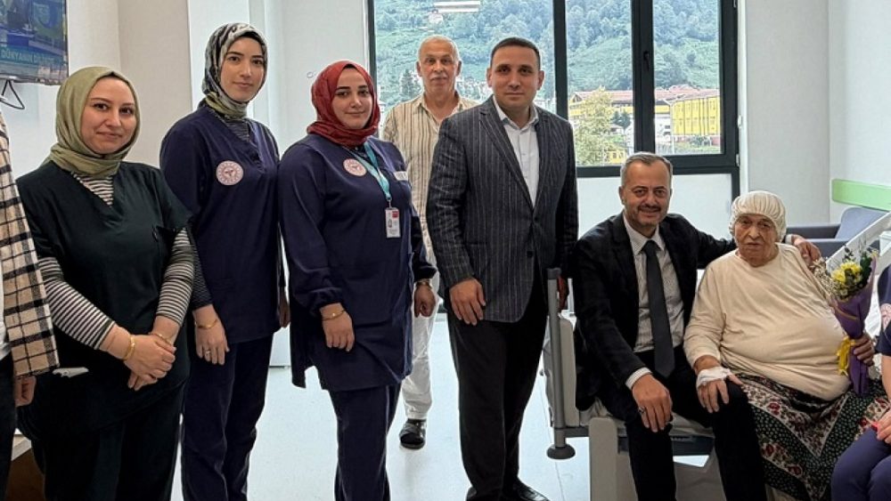 Güneysu Tenzile Erdoğan Devlet Hastanesinde 26 Ekim Hasta Hakları Günü