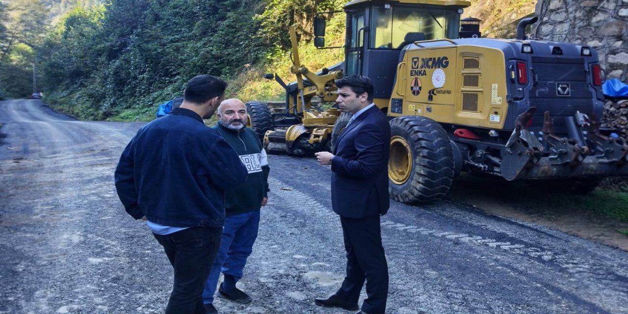 Hemşin Kaymakamı Murat Karnap, Akyamaç ve Boğaziçi köyleri arasındaki 5