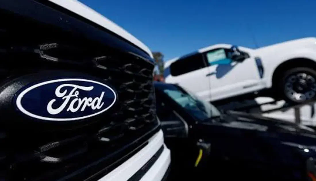 Ford, hırsızlık tehdidi algıladığında kendi kendine yer değiştiren ve parçalarını