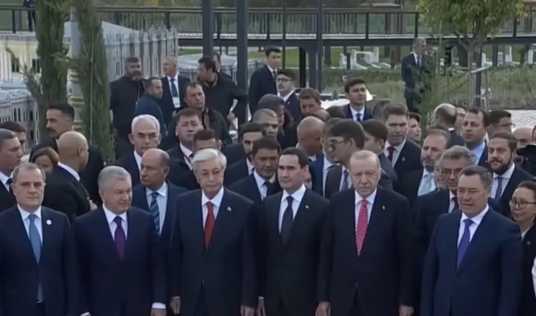 Cumhurbaşkanı Recep Tayyip Erdoğan, Türk Devletleri Teşkilatı liderleriyle birlikte Türk