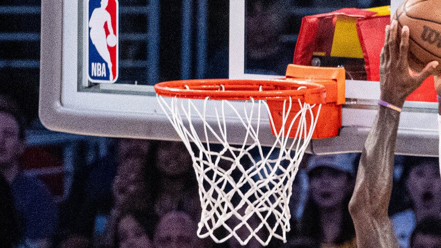 NBA'de Philadelphia 76ers, Cleveland Cavaliers karşısında 29 sayı geriden gelerek