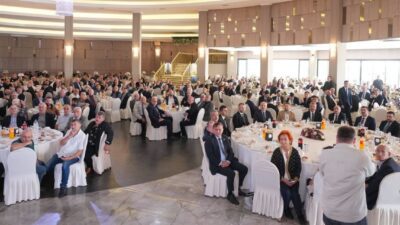 Rize'de düzenlenen Muhtarlar Günü buluşmasında 550 muhtar il protokolüyle bir